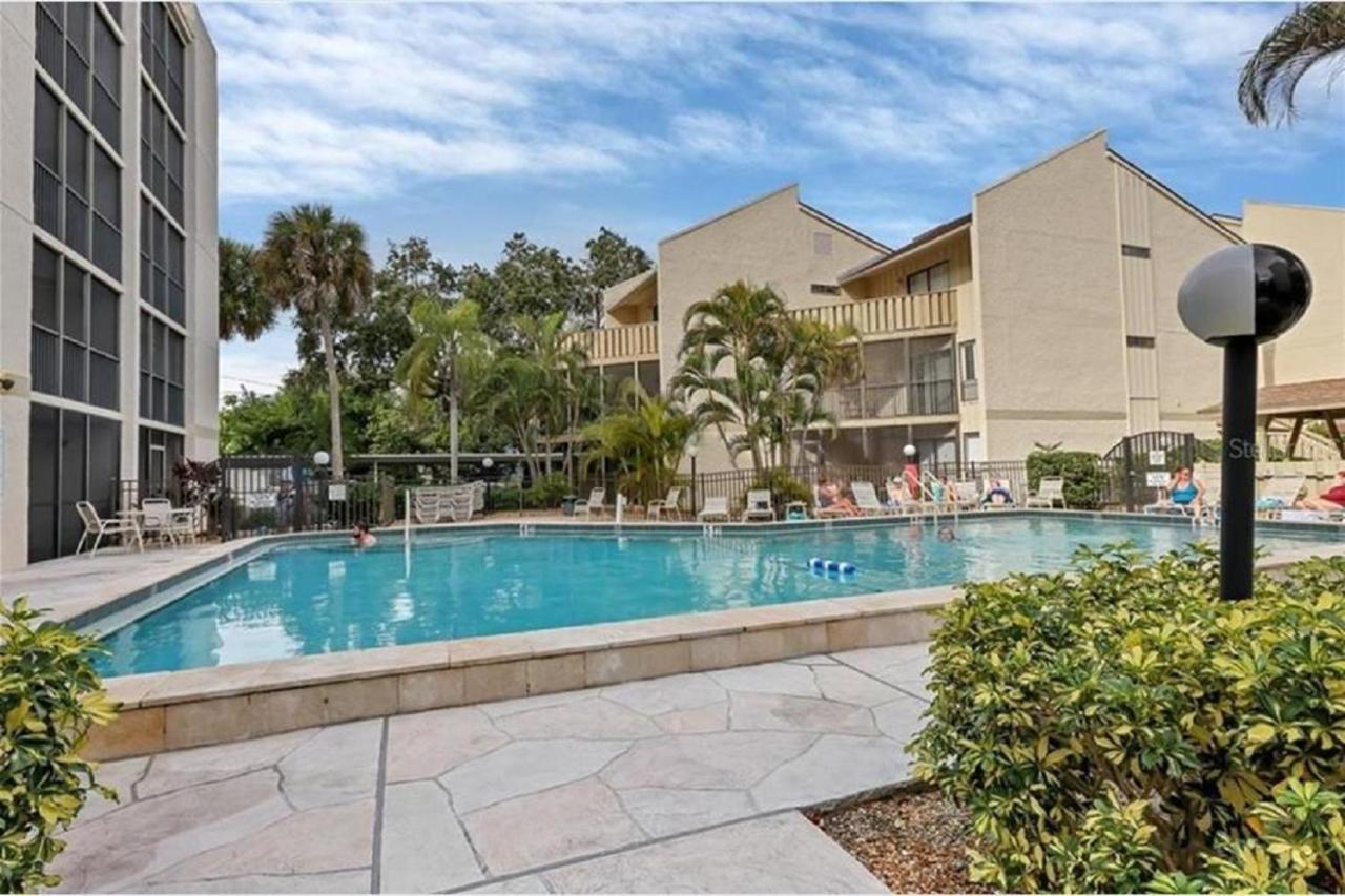 Siesta Key Escape Ground Floor Steps To Heated Pool And Free Trolley Daire Dış mekan fotoğraf